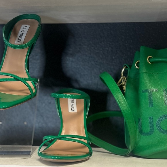 Steve Madden SIZE 9 Green Heel Sandals - Picture 3 of 6